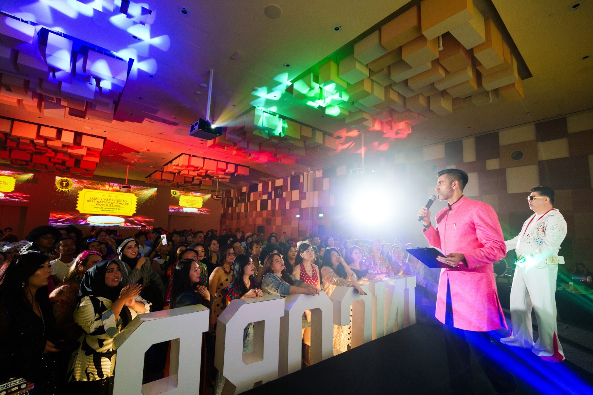 dinner & dancce emcee singapore